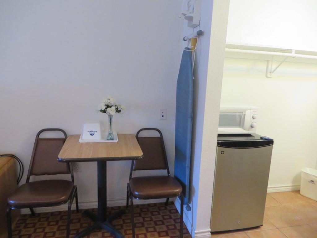 Americas Best Value Inn Weatherford Zimmer foto